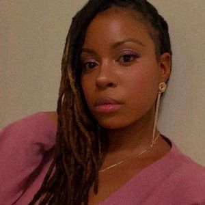 Meet your Posher, Deborah